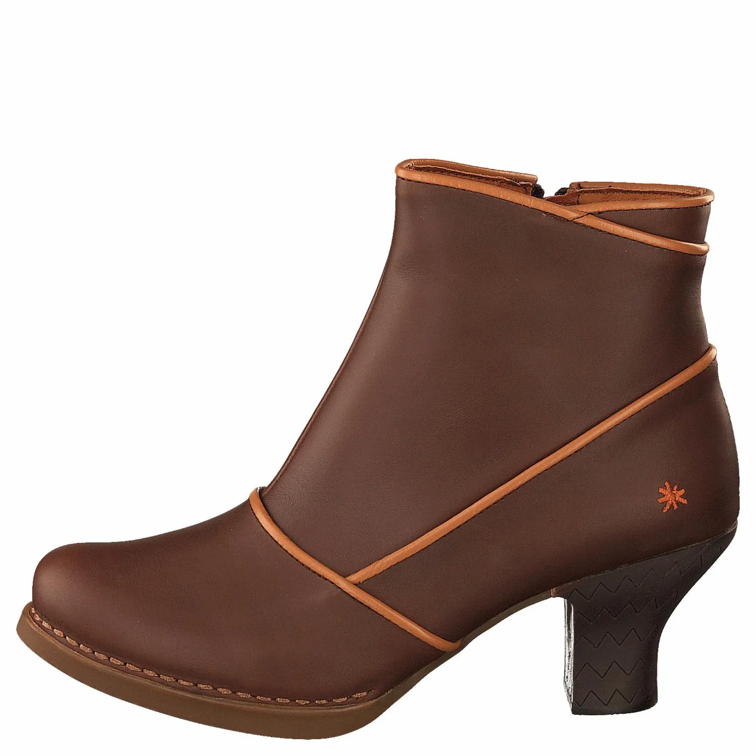 945 Harlem Brown