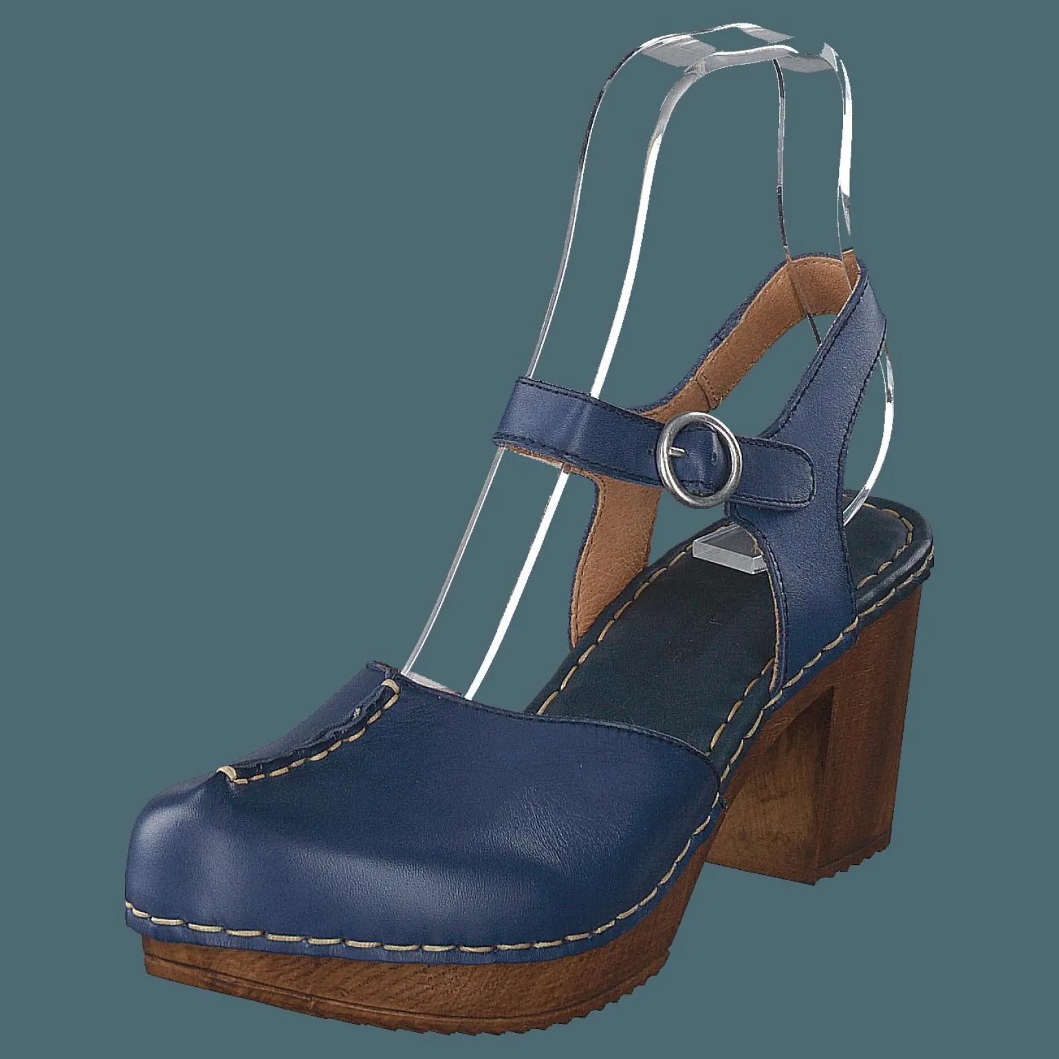 Amelia Blue