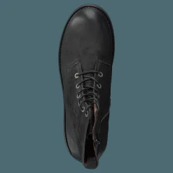 Carina Black