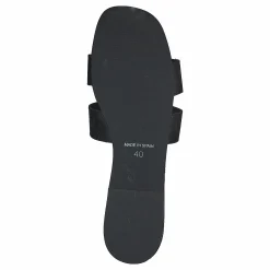 Claire Plain Black