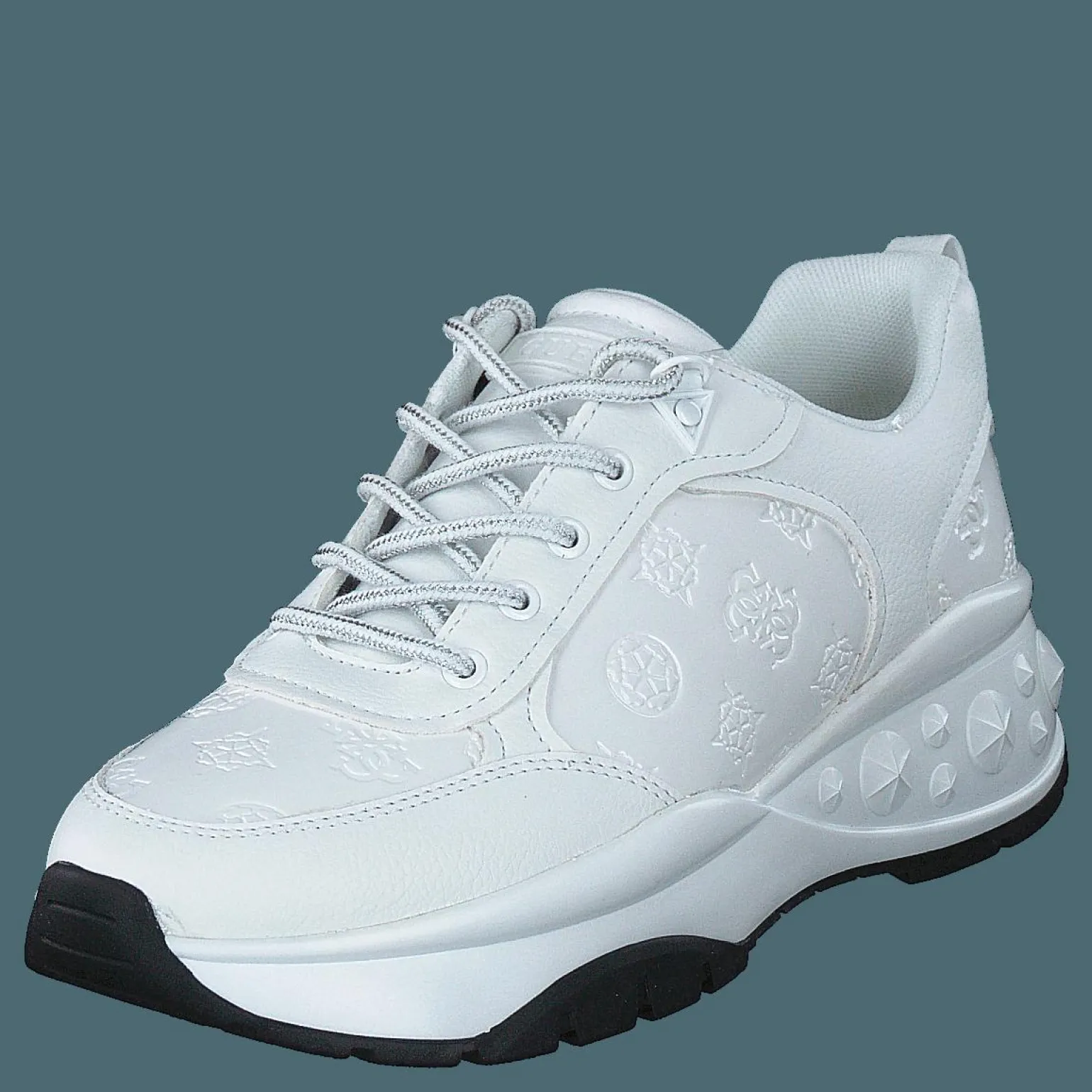 Cleao White