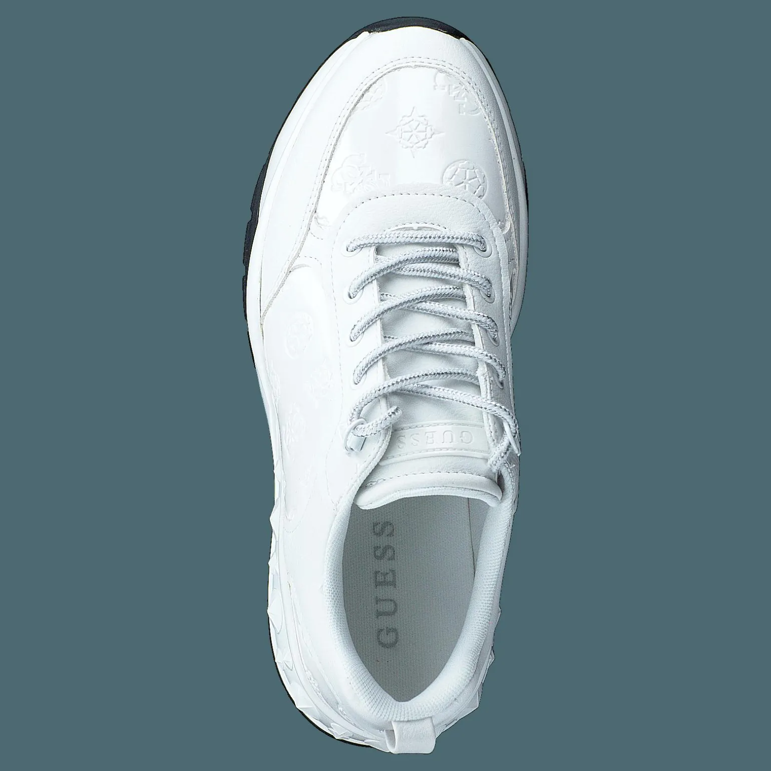 Cleao White