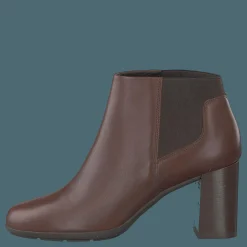 D New Annya Brown