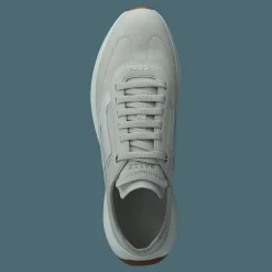 Demyl Dustywhite/white