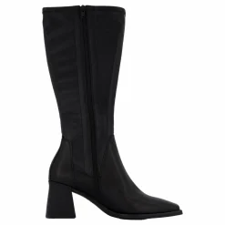 Hedda Black