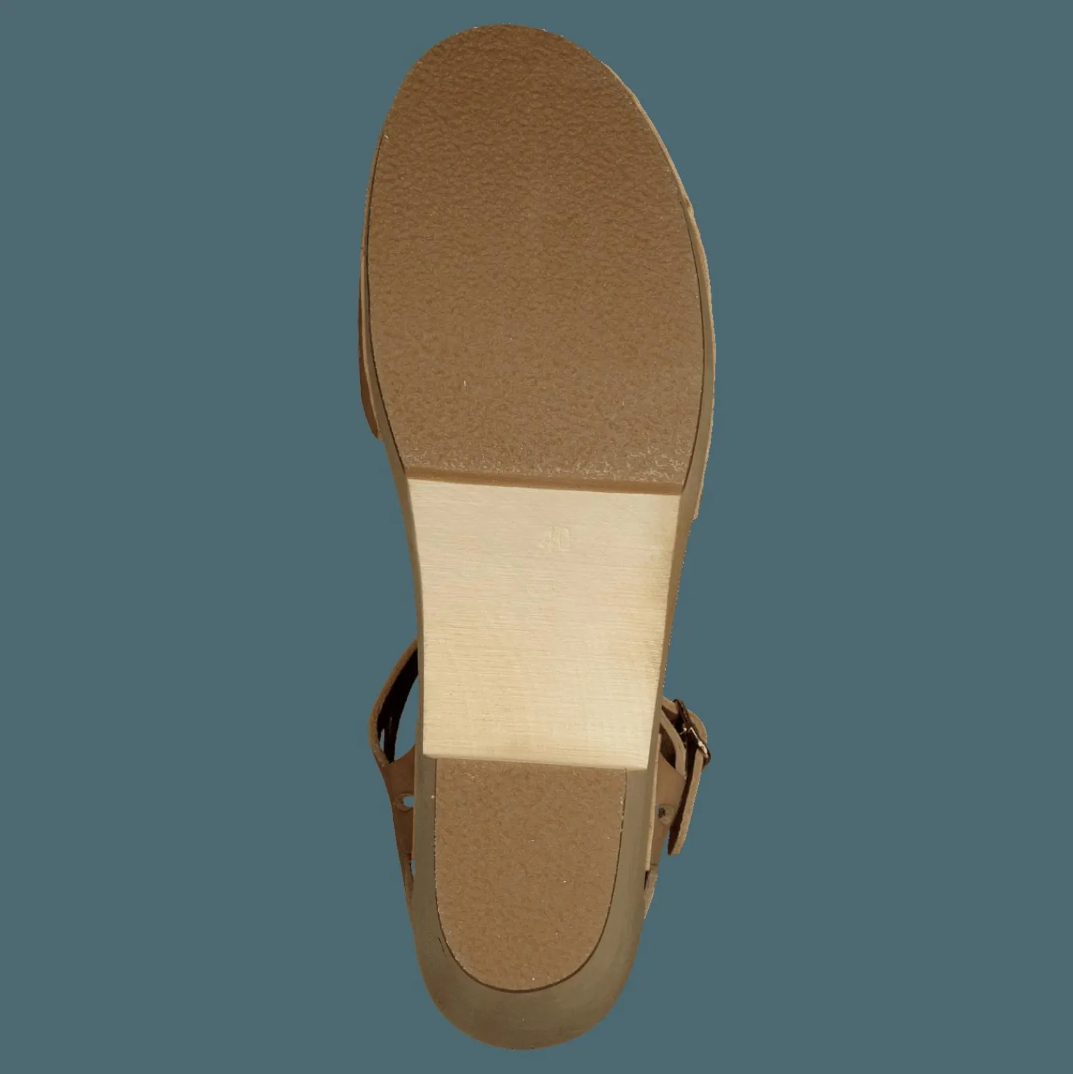 Lacy sandal nature