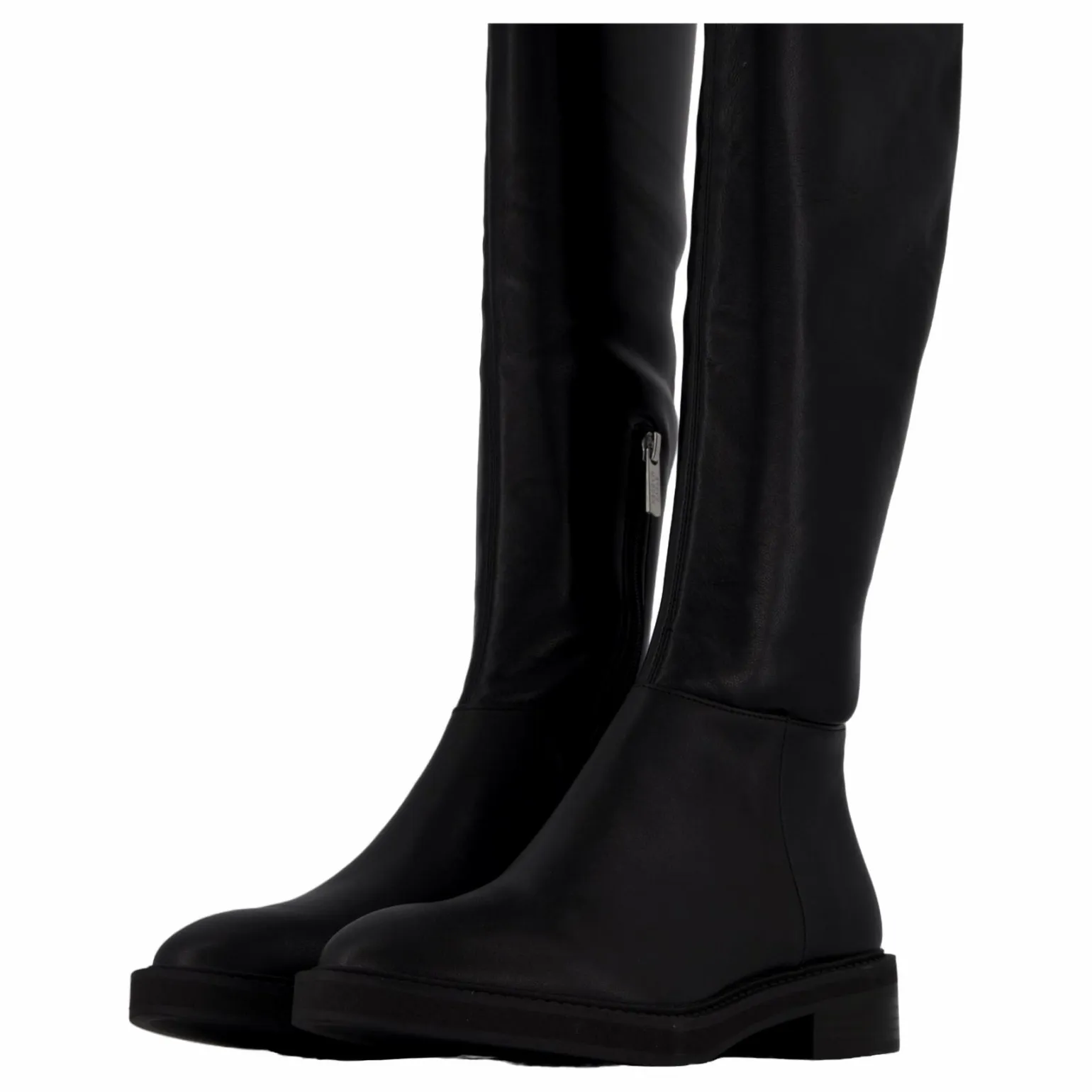 Leza Black