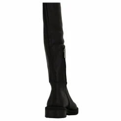 Leza Black