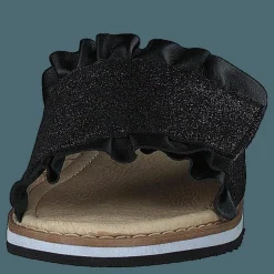 Madde Black
