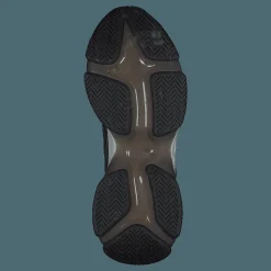 Maxilla-r Black/black