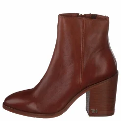 Mono Color Heeled Rust