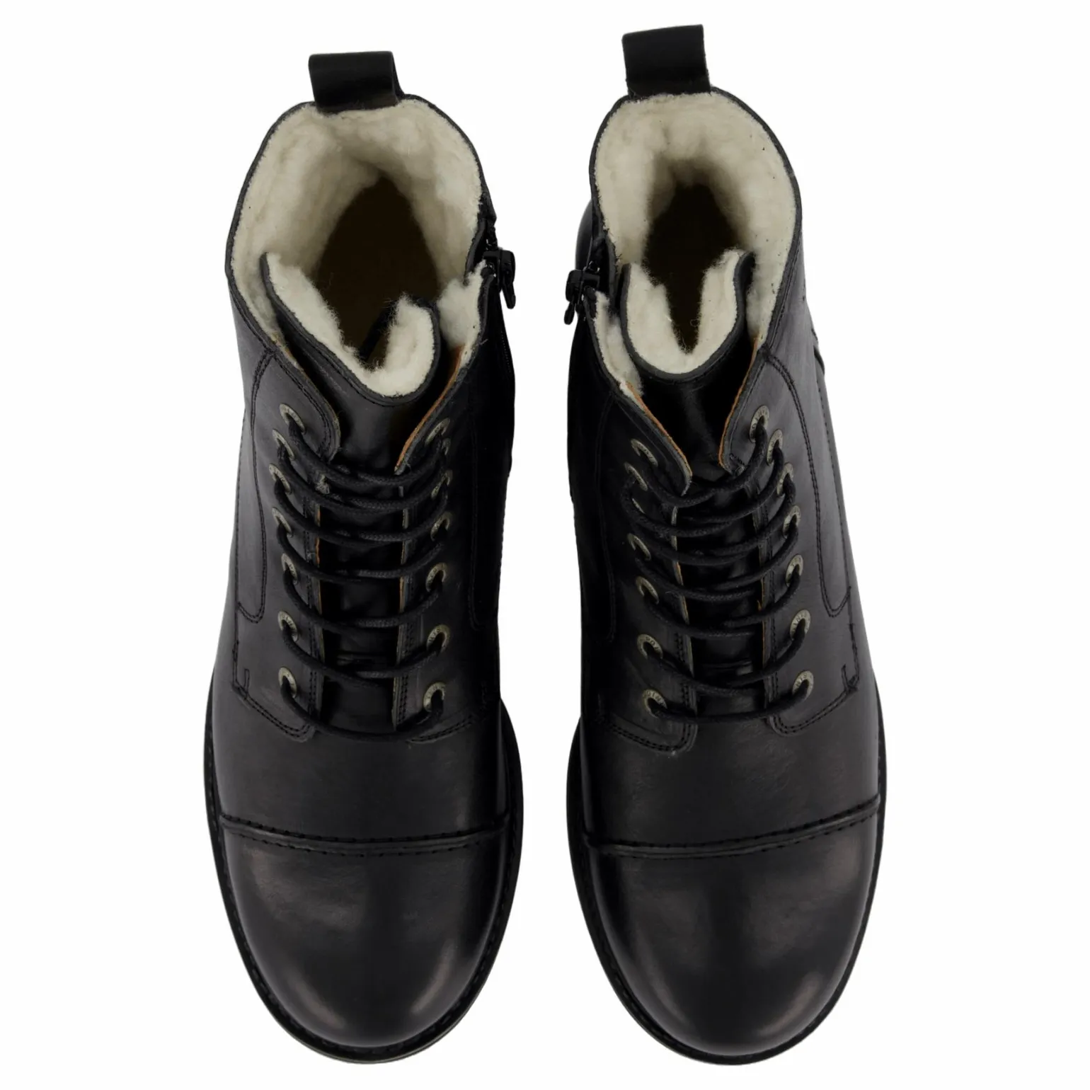 Pandora Boot