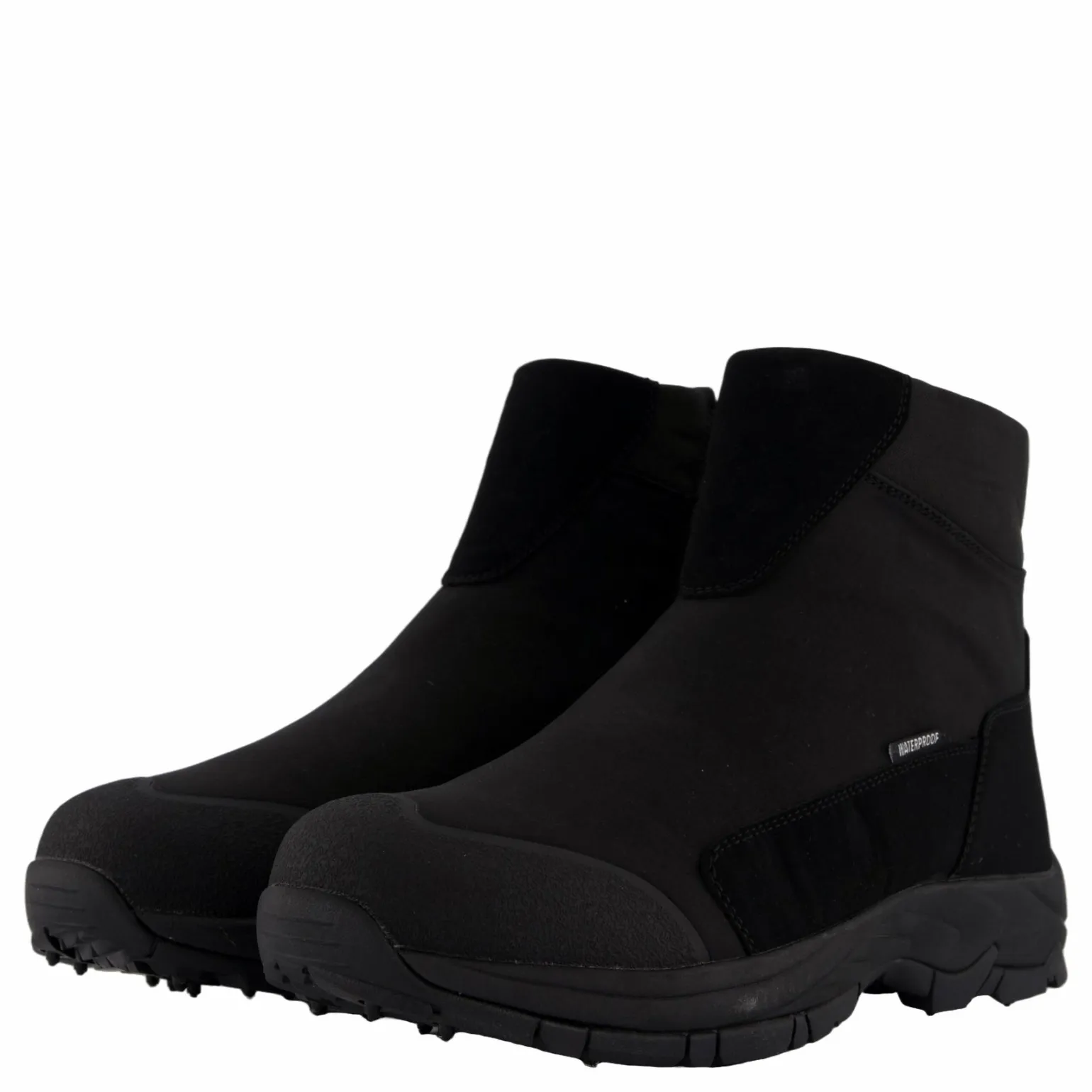 Pinner M Studs Black