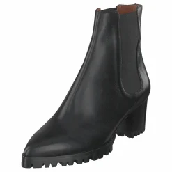 Sable Tractor Black