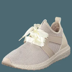Sara Beige