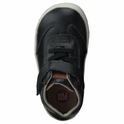 Tott Black