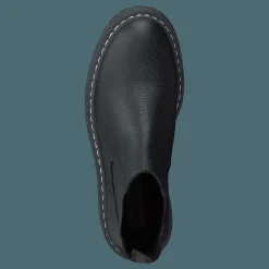 Veerly Black Leather